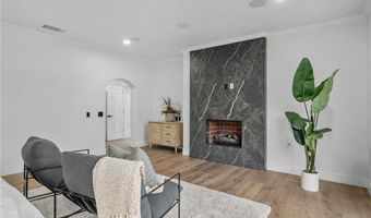 7460 E Hummingbird Cir, Anaheim, CA 92808