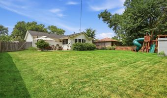 301 Walnut Ln, Apple Valley, MN 55124