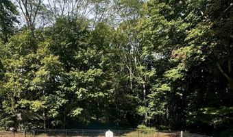5681 Springhollow Ct, Avon, IN 46123