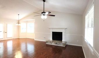 570 Remington Ln, Acworth, GA 30101