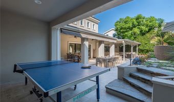 17980 Rancho St, Encino, CA 91316