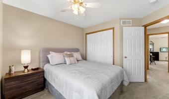 6738 158th St W, Apple Valley, MN 55124