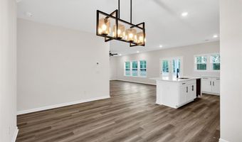 127 Hunter Ridge Dr, Boiling Springs, SC 29316
