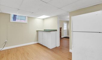 664 GREENBRIER St, Arlington, VA 22204