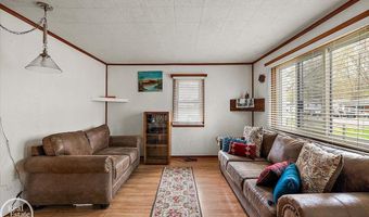 918 Columbia, Algonac, MI 48001
