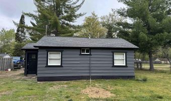 1520 Northwoods Dr, Alger, MI 48610