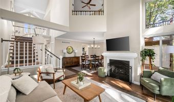 35 Ridgeview Circle Ct, Ballwin, MO 63021