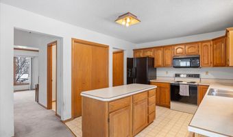 1401 NW Parkridge Pl, Ankeny, IA 50023