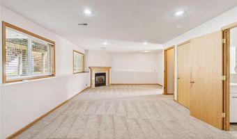 15981 Vale St NW, Andover, MN 55304