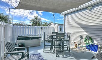 809 Lychee Dr, Barefoot Bay, FL 32976