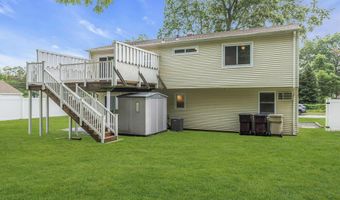 32 Pine Tree Dr, Bayville, NJ 08721