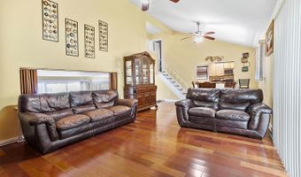8 N AVON Dr, Claymont, DE 19703