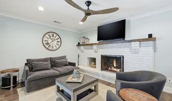 106 S Hermitage Rd, Beaufort, SC 29902