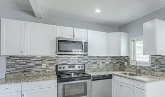 169 CENTER St N, Baldwin, FL 32234