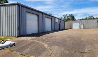 429 ARENDALL Rd, Adamsville, TN 38310