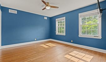 2106 Davie Ln, Camden, SC 29020
