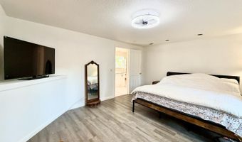 1101 Burbank Ave, Santa Rosa, CA 95407