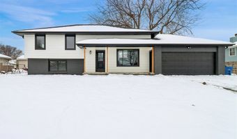 404 22nd Ave SW, Altoona, IA 50009