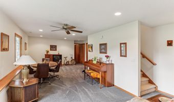 1106 Cassidy Curv, Adel, IA 50003