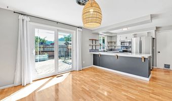 6781 F St, Springfield, OR 97478