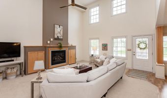 2819 Bristol Dr, Ames, IA 50010