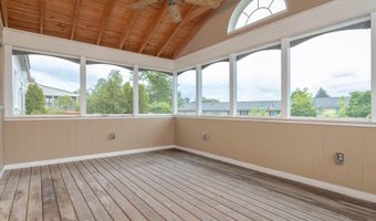 13 CARRIAGE WALK Ct, Baltimore, MD 21234