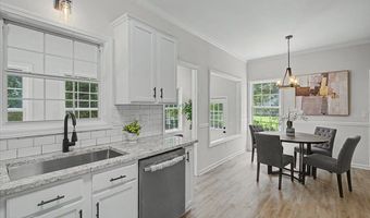 5422 Cheyenne Dr, Acworth, GA 30102