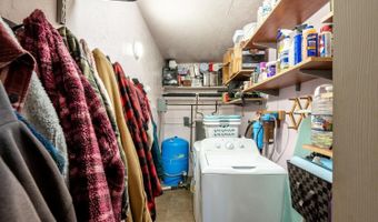 150 Red Hills Rd, Buffalo, WY 82834