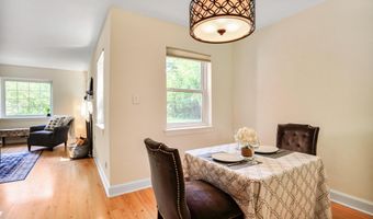 7110 COVENTRY Rd, Alexandria, VA 22306