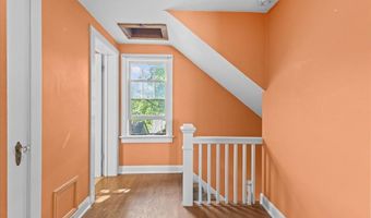 60 University Ter, Burlington, VT 05401