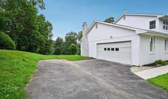 11 KENWICK Rd, Hockessin, DE 19707