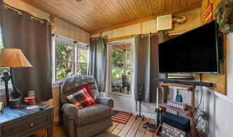 902 F St, Barling, AR 72923