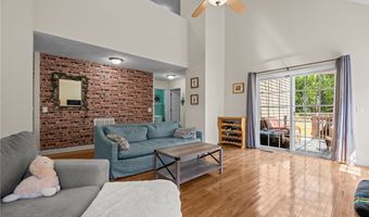 110 Lightwater Dr, Aberdeen, NC 28315