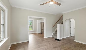 355 W 9th St, Auburn, IN 46706