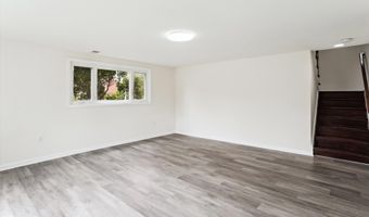 9915 ASHBURTON Ln, Bethesda, MD 20817
