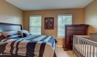 56 W Aspen Way, Aberdeen, NJ 07747