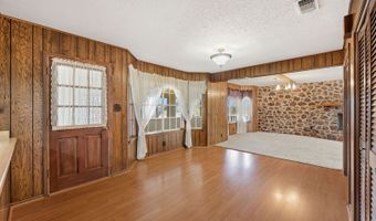 1240 County Road 324, Adkins, TX 78101