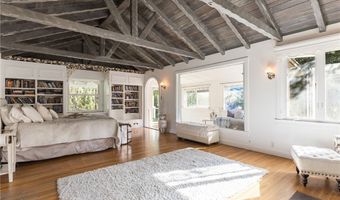 2305 Sugarloaf Dr, Agoura Hills, CA 91301
