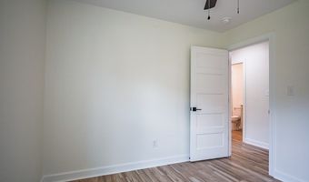 102 Autumwood Cv, Batesville, MS 38606