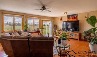 5 Longhorn Dr, Cody, WY 82414