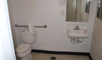 1000 Leigh Ave, Anna, IL 62906