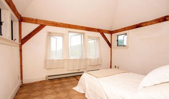 859 Whitehill Rd, Barnet, VT 05821
