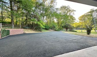 17821 POND Rd, Ashton, MD 20861