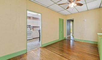 20 E 31st St, Bayonne, NJ 07002