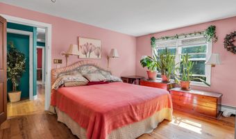 8 Butter Jones Rd, Chester, CT 06412