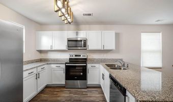 16 Island Breeze Ln, Beaufort, SC 29907