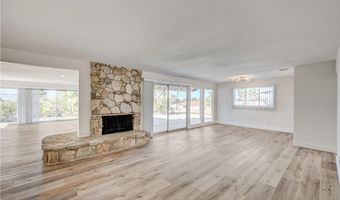 3504 Pioneer Cir, Las Vegas, NV 89107