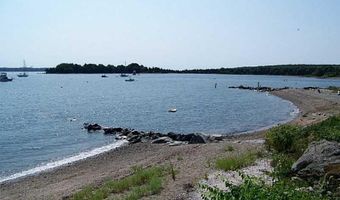 49 Sanford Ave, North Kingstown, RI 02852