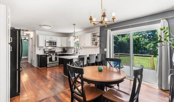 248 Church St, Belford, NJ 07718