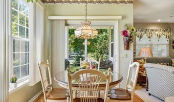15 BREEZE Ter, Barnegat, NJ 08005